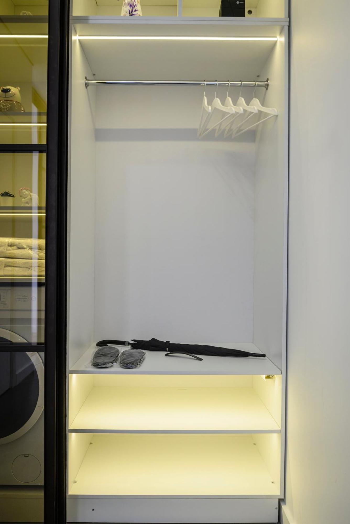 Five Business-Class Rooms In R-House Near Mega Center アルマトイ エクステリア 写真