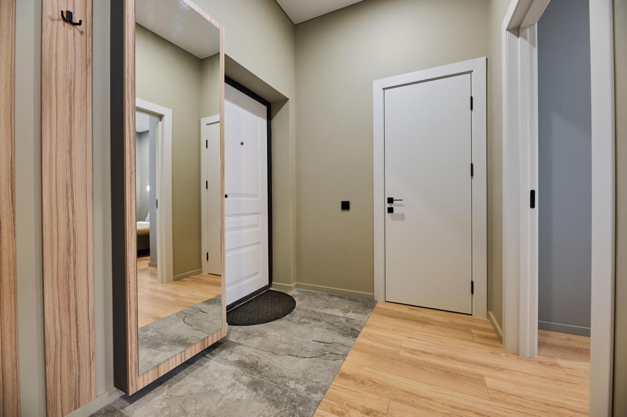 Five Business-Class Rooms In R-House Near Mega Center アルマトイ エクステリア 写真