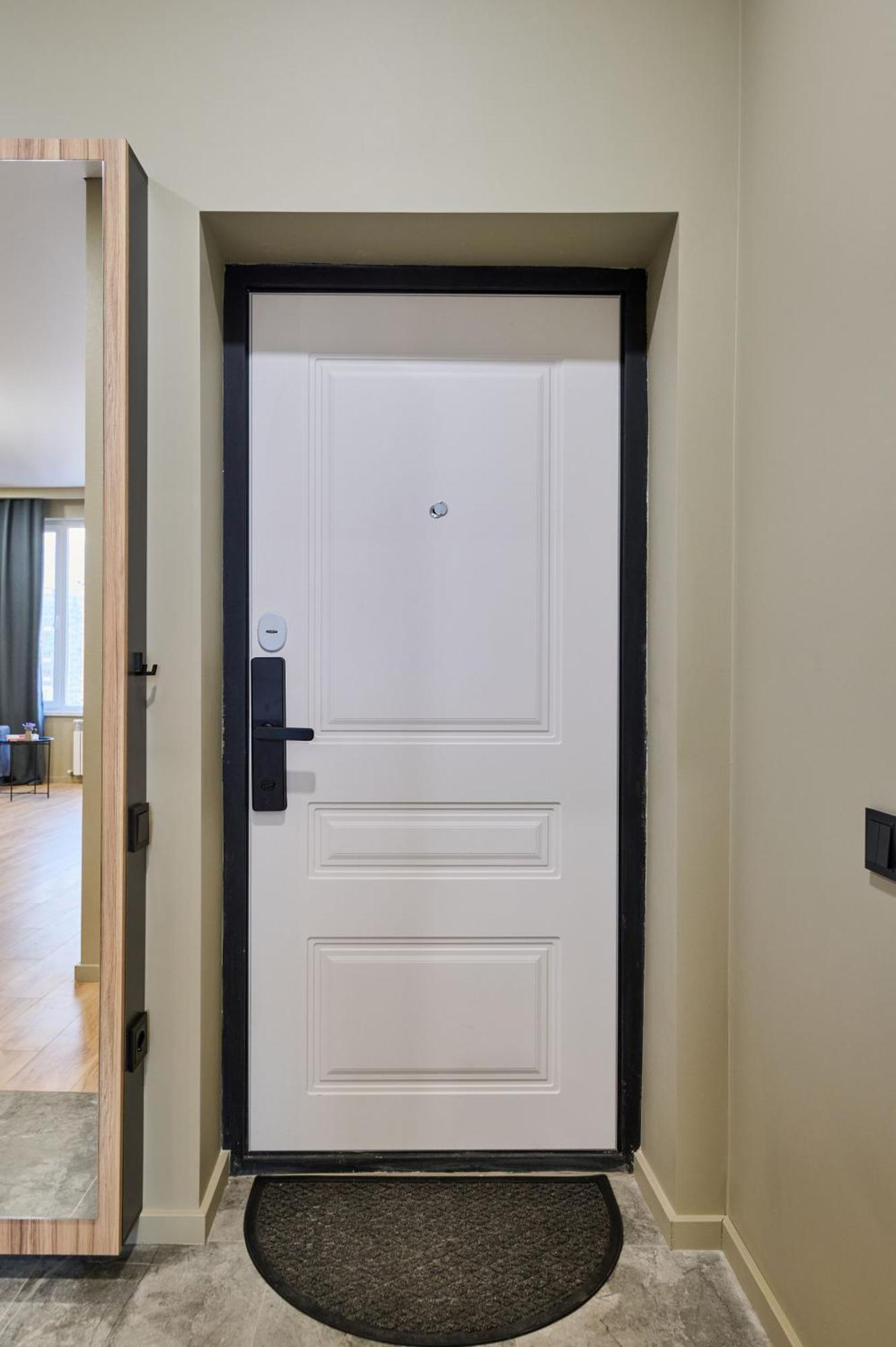 Five Business-Class Rooms In R-House Near Mega Center アルマトイ エクステリア 写真